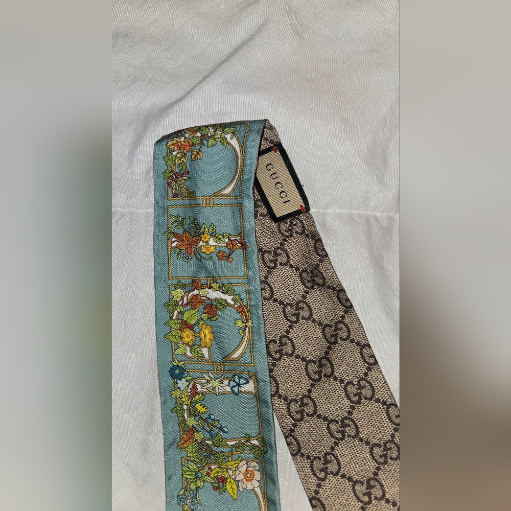 Gucci Floral and Monogram Silk Tie
